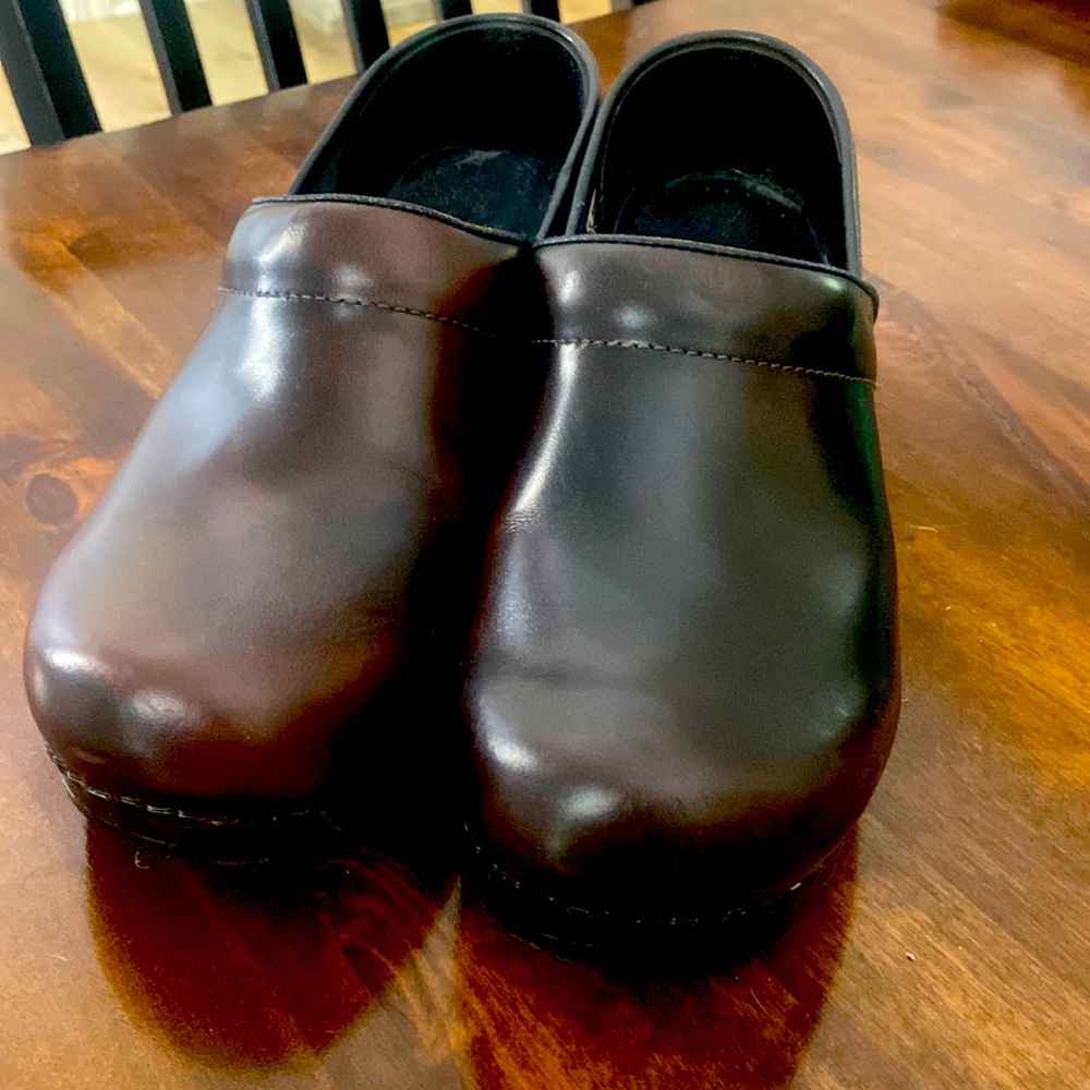 Sanita 39 brown